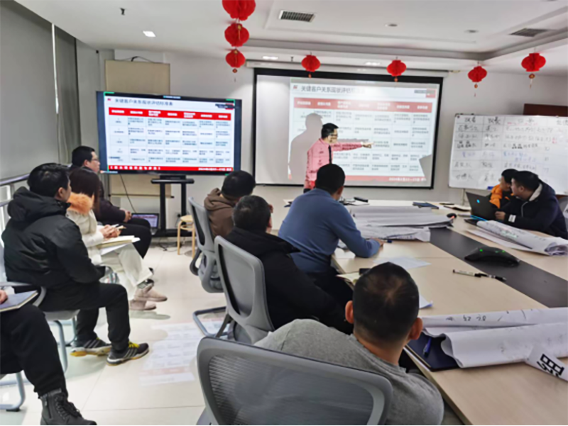 南方略咨詢為武漢英思《營銷創新，重大項目開發七步法》企業培訓服務2
