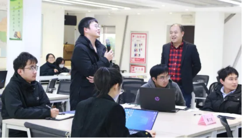 南方略咨詢為中國木門領導者品牌歐派木門【603208】提供品牌核心價值戰略內訓服務5